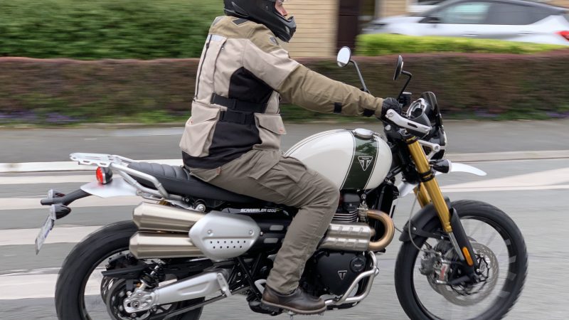 pantalon moto urbain stylé